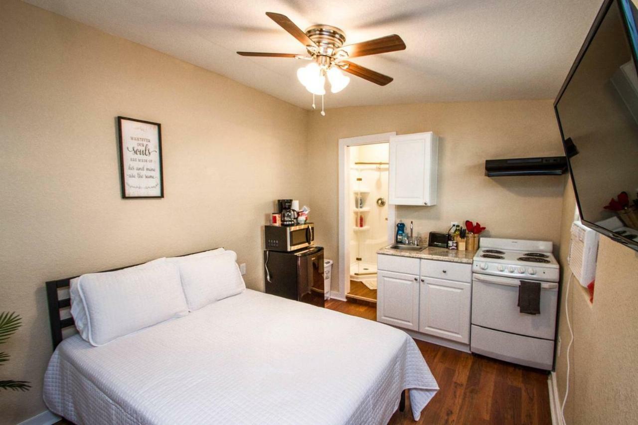 דירות סן אנטוניו Remodeled Studio Near Downtown מראה חיצוני תמונה