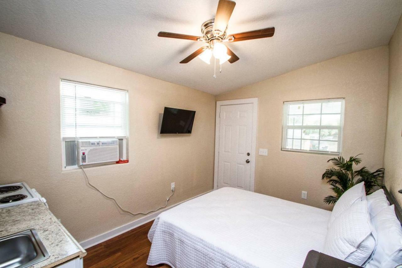 דירות סן אנטוניו Remodeled Studio Near Downtown מראה חיצוני תמונה